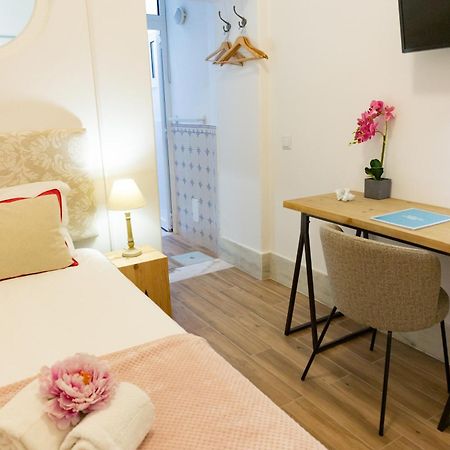 ホテル Lalitana Townhouse ラゴス エクステリア 写真