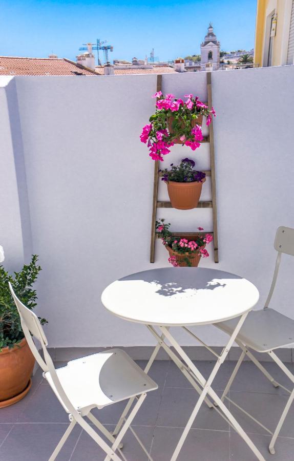 ホテル Lalitana Townhouse ラゴス エクステリア 写真