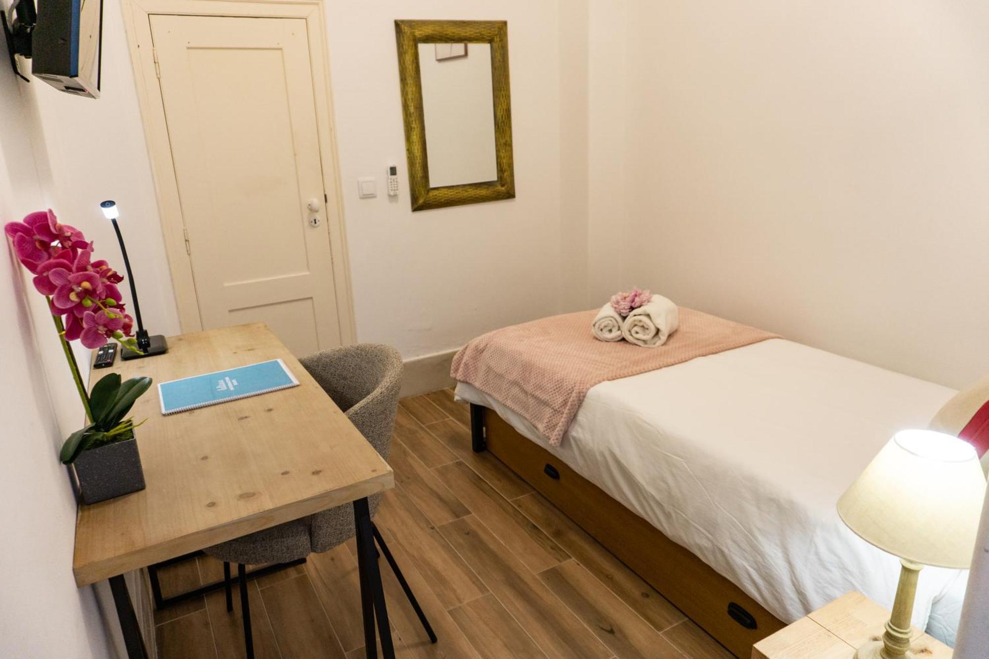 ホテル Lalitana Townhouse ラゴス 部屋 写真