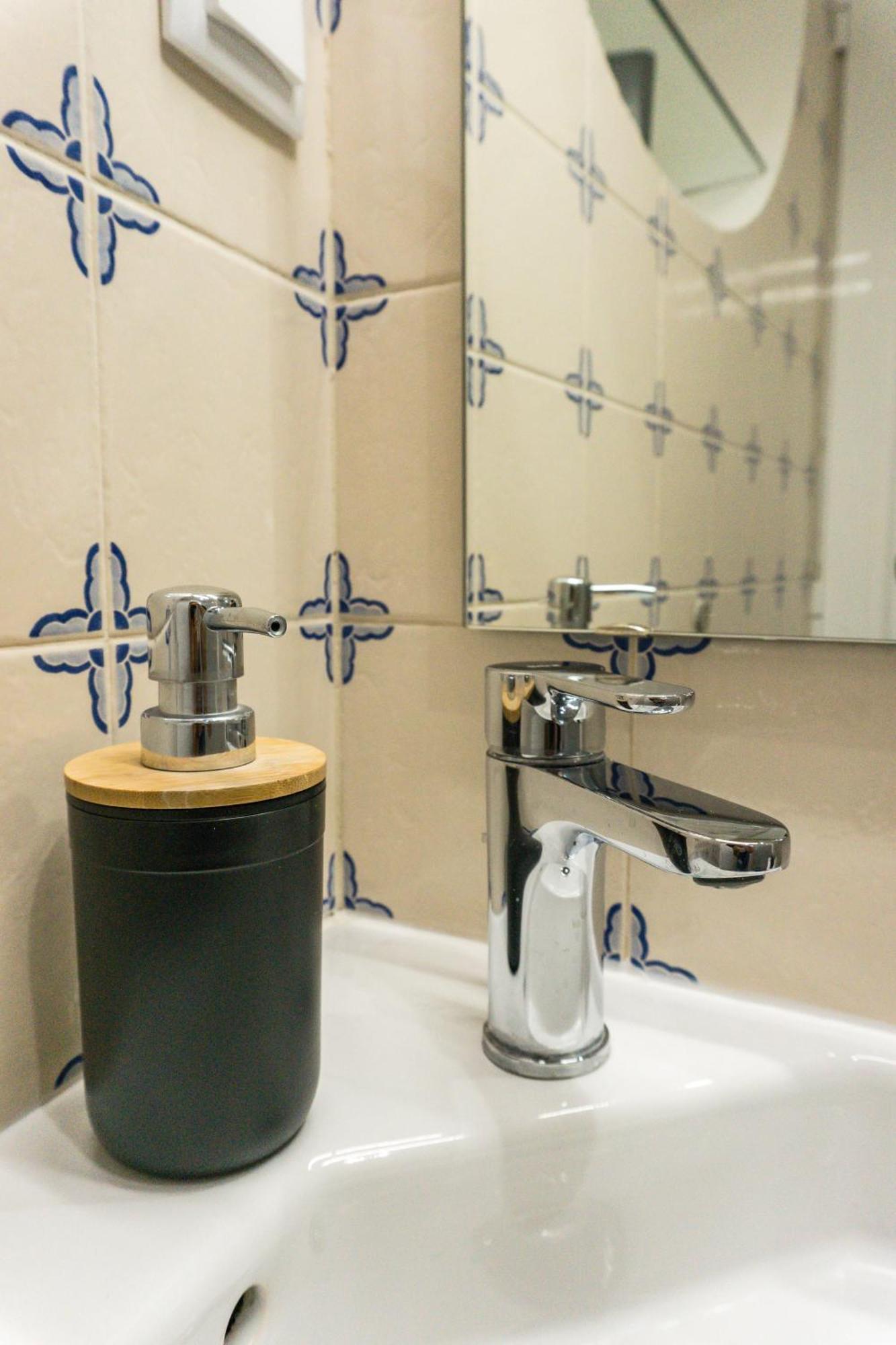 ホテル Lalitana Townhouse ラゴス 部屋 写真